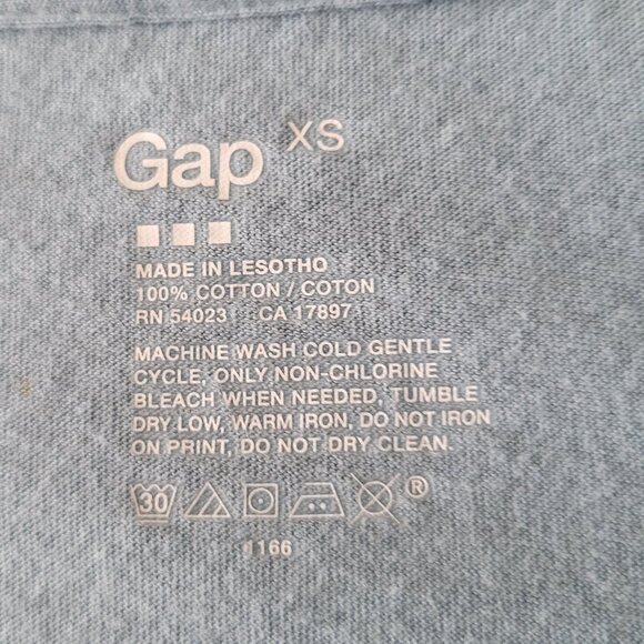 Gap V-Neck Tee Women's Size XS Light Blue Short Sleeve Cotton T-shirt - Picture 4 of 8